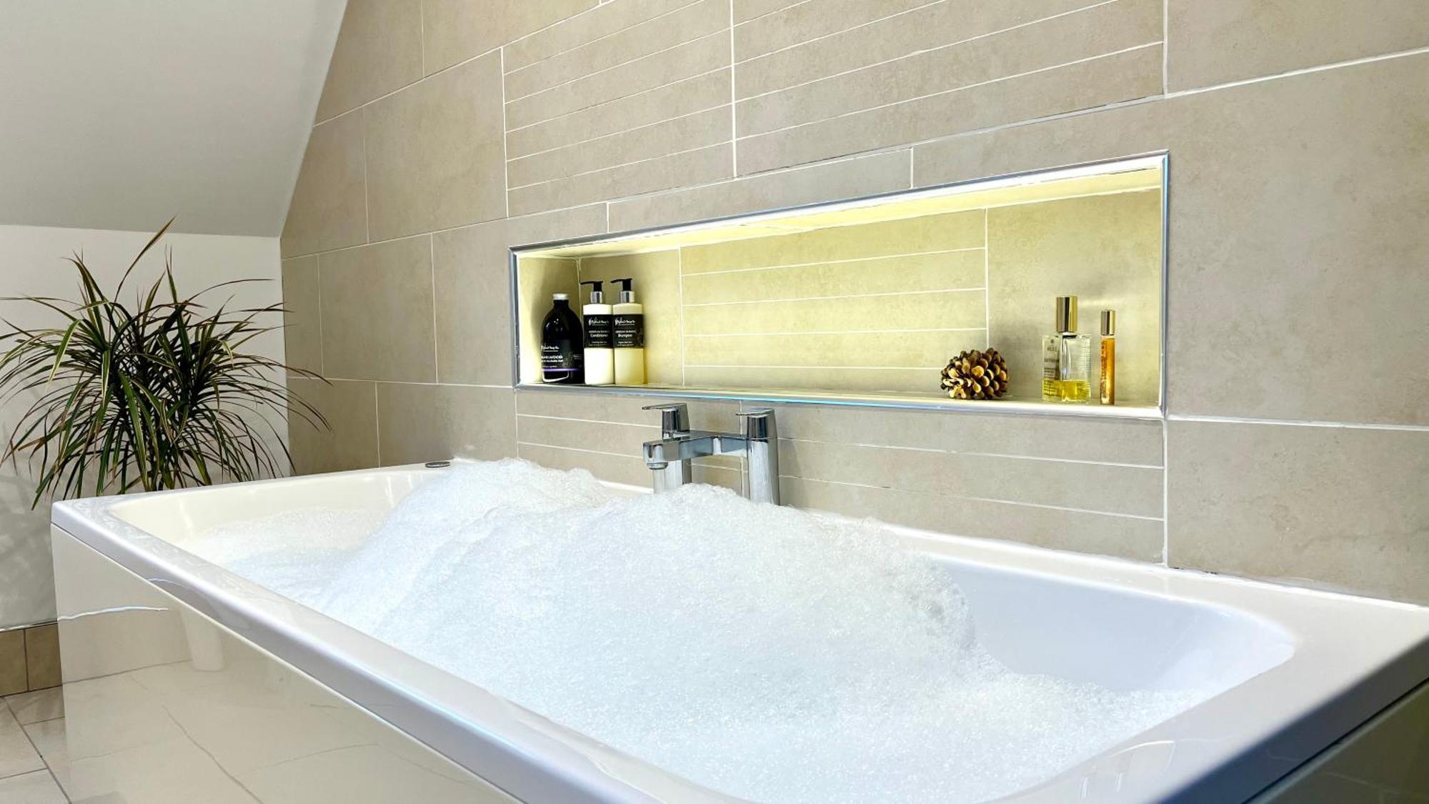 Bluebell Cottage With Hot Tub บัลลาคูลิช ภายนอก รูปภาพ