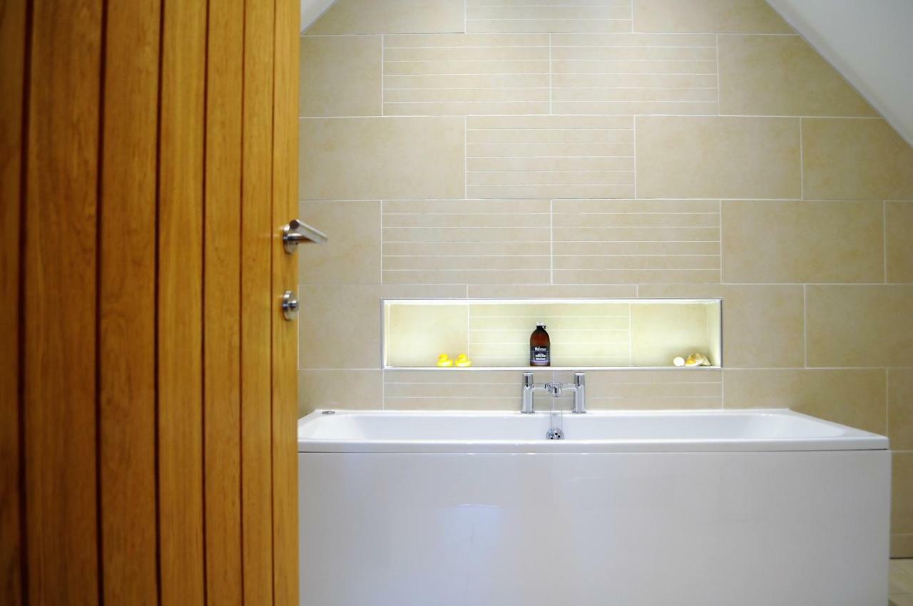 Bluebell Cottage With Hot Tub บัลลาคูลิช ภายนอก รูปภาพ
