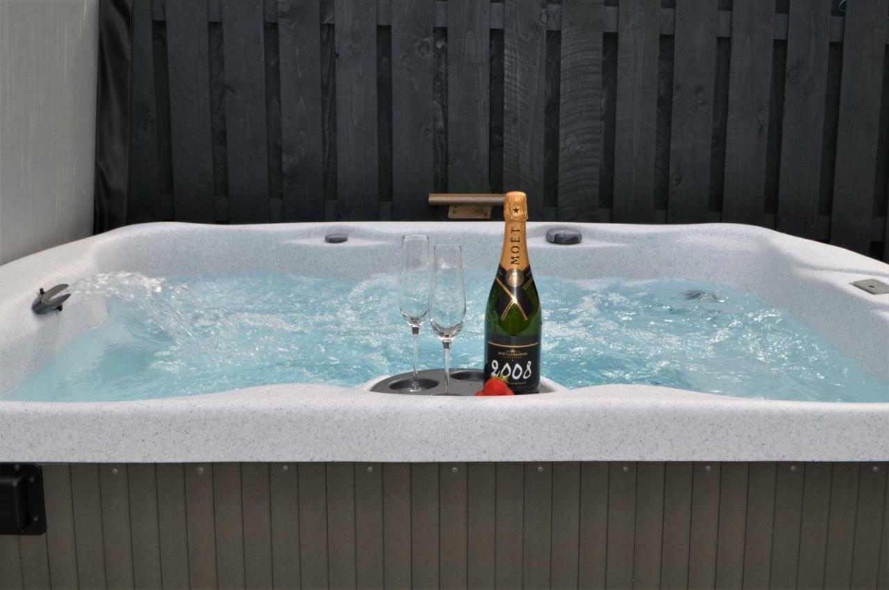 Bluebell Cottage With Hot Tub บัลลาคูลิช ภายนอก รูปภาพ